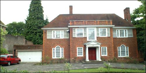 30 Ingram Avenue